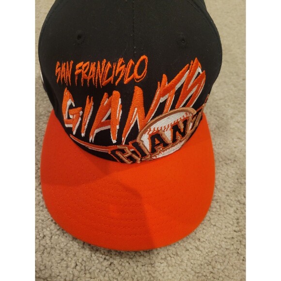New Era 9FIFTY San Francisco Giants Strapback Graffiti Spell Out Hat baseball - Picture 8 of 9
